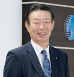 代表取締役社長 小林 健一